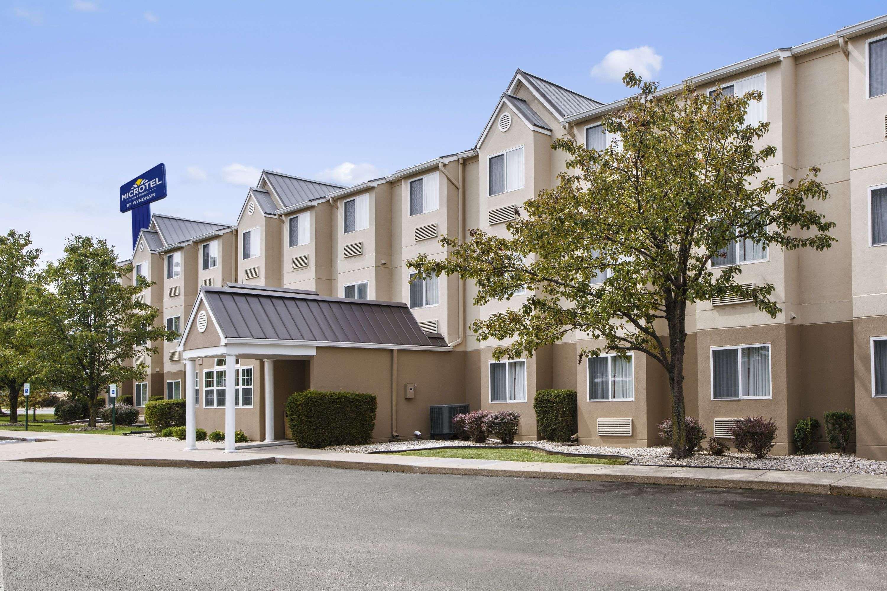 Microtel Inn By Wyndham Louisville East Exterior foto